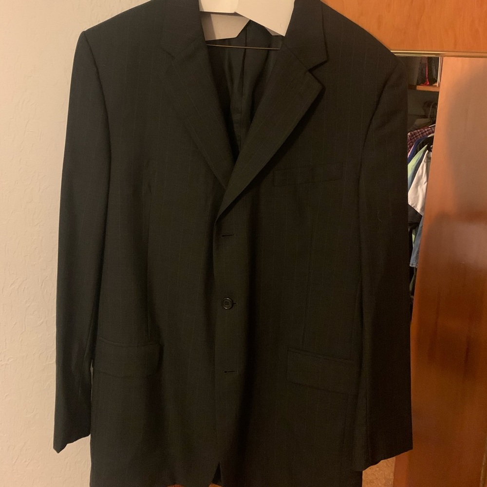 Men’s Suit